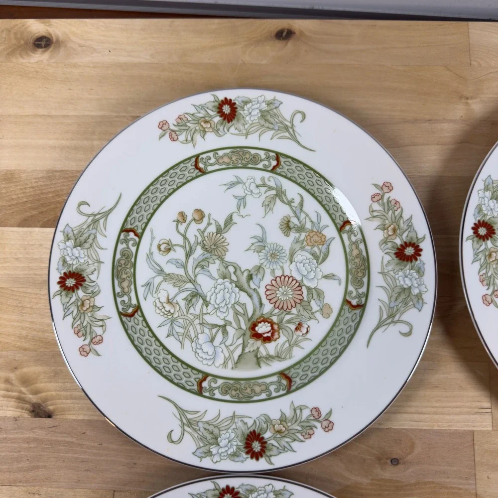 Mikasa Kabuki L9011 Fine China Dinner Plates Set of 4 Floral Chinoiserie 10.75